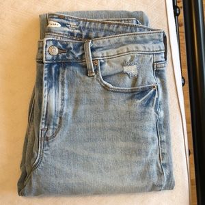 Light Wash High Rise Jeans